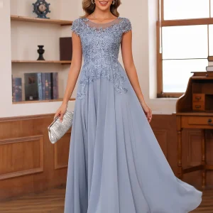 Robe de Mère de la Mariée En Mousseline de Soie à Manches Courtes et Coupe Princesse avec Décolleté En V et Appliques